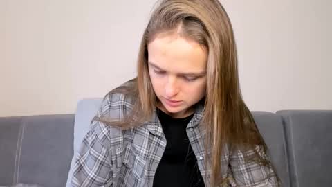 Mari online show from December 18, 9:25 am