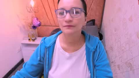 Snapshot of marylinmilf chatting on October 23, 8:04 pm Marylin online show from October 23, 8:04 pm