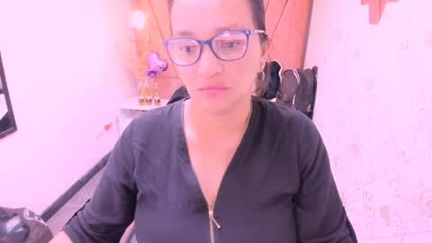 Snapshot of marylinmilf chatting on September 18, 8:18 pm Marylin online show from September 18, 8:18 pm