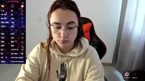 Dulce Maria online show from October 10, 5:18 pm