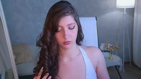 Mary Miller online show from May 16, 10:36 am