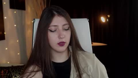 Mary Miller online show from March 26, 10:06 am