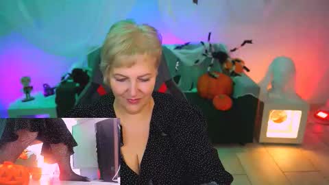 marymogan online show from October 31, 4:47 am