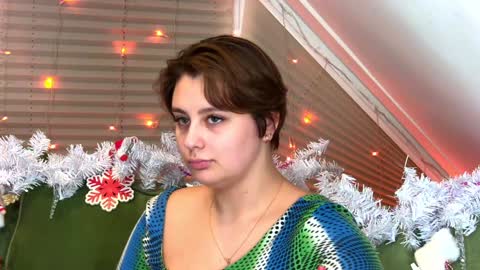 Snapshot of marymurrays chatting on December 26, 6:43 pm MaryMurrays online show from December 26, 6:43 pm