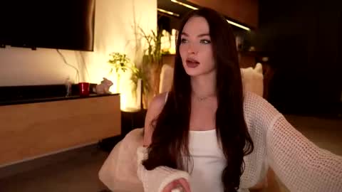 Marina online show from November 14, 3:34 pm