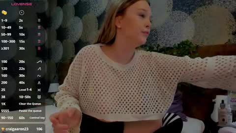 Mary online show from February 13, 3:14 pm