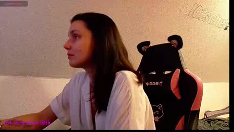 Snapshot of massageofyourlife chatting on March 7, 8:33 pm Queeny Kathy Online at 2030 MEZ Sunday Wednesday online show from March 7, 8:33 pm