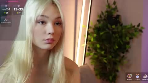 Maya online show from September 18, 4:22 am