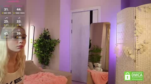 Maya online show from September 20, 4:44 am