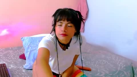 Snapshot of mattilda_18 chatting on January 28, 7:53 pm mattilda_18 online show from January 28, 7:53 pm
