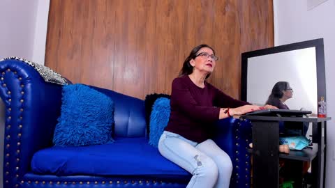 Lucy online show from January 15, 12:25 pm