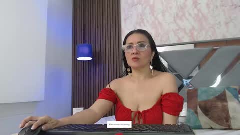 mature_brendaa online show from October 9, 3:21 am