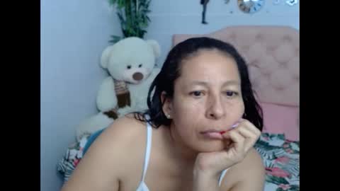 Snapshot of mature_martina_ chatting on September 30, 4:40 am Martina online show from September 30, 4:40 am