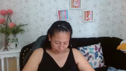 Snapshot of mature_martina_ chatting on February 7, 7:59 pm Martina online show from February 7, 7:59 pm
