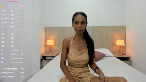Vayolet Castro online show from December 23, 7:52 pm