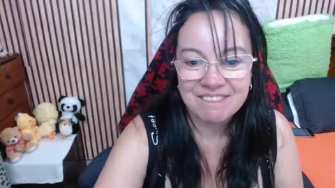 Sonia online show from October 4, 8:46 pm