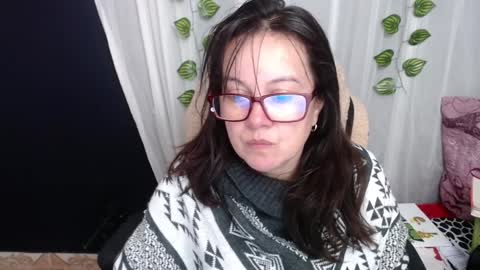 Sonia online show from December 3, 10:18 pm