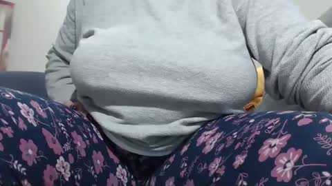 Snapshot of matureboobsbig chatting on January 15, 4:57 am matureboobsbig online show from January 15, 4:57 am