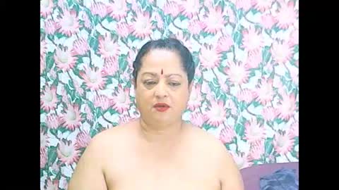 matureindian654u online show from July 6, 7:38 pm