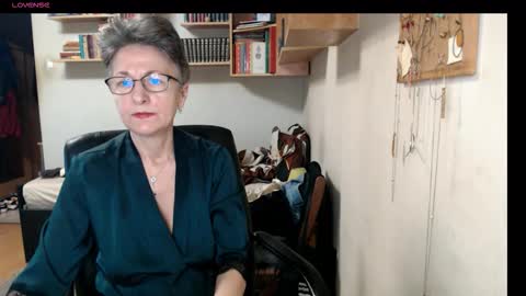 maturekate online show from October 23, 9:26 am