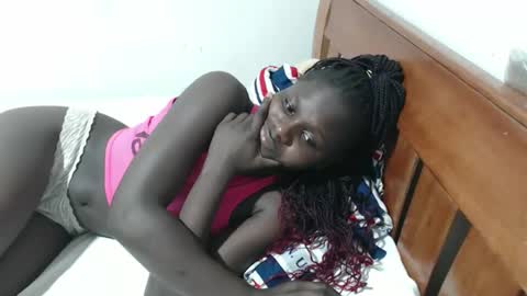 Snapshot of maui_001 chatting on September 19, 10:03 am moh online show from September 19, 10:03 am