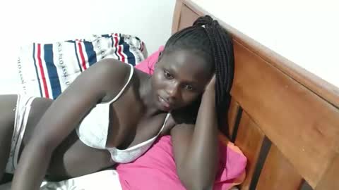 Snapshot of maui_001 chatting on September 23, 1:20 pm moh online show from September 23, 1:20 pm