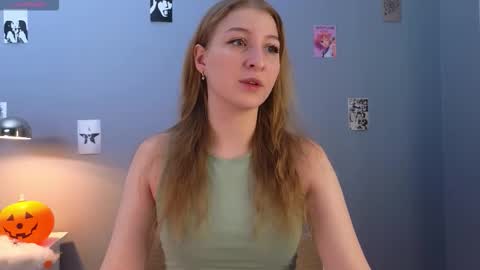 maureencoombs online show from November 2, 4:49 am