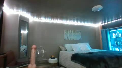 mavismable online show from November 5, 6:18 am