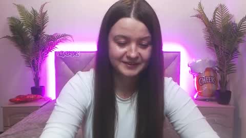 MavkaCute online show from October 4, 6:23 pm