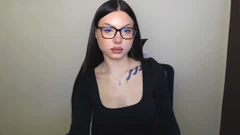 Snapshot of maxi_sweetheart chatting on March 11, 7:57 am Joanna online show from March 11, 7:57 am