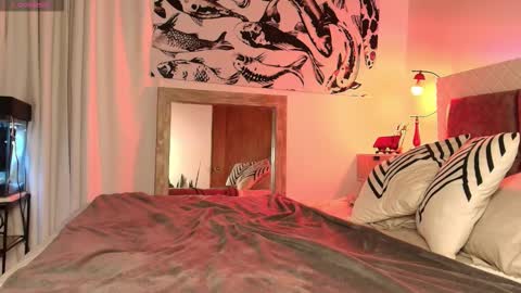 Max online show from November 7, 2:39 am