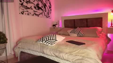 Max online show from October 9, 2:59 am