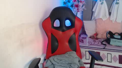 maxinesex_ online show from October 10, 3:06 pm