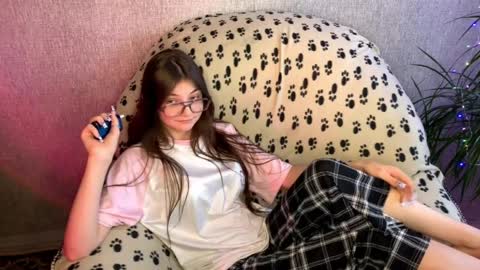 may online show from April 2, 2:25 pm