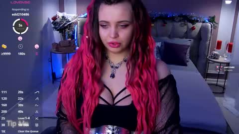 Maya Mils online show from December 20, 1:09 am