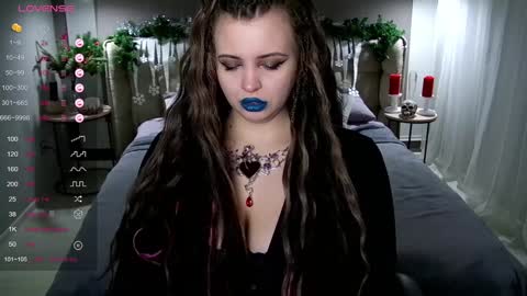 Snapshot of maya_mils chatting on December 21, 1:04 am Maya Mils online show from December 21, 1:04 am