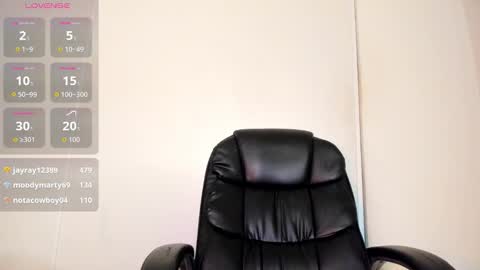 mayaamor online show from October 10, 7:24 am