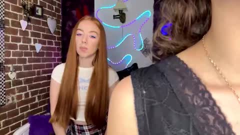 Maya  Lola online show from September 25, 6:23 am