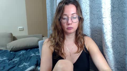 Maya online show from February 26, 8:08 pm