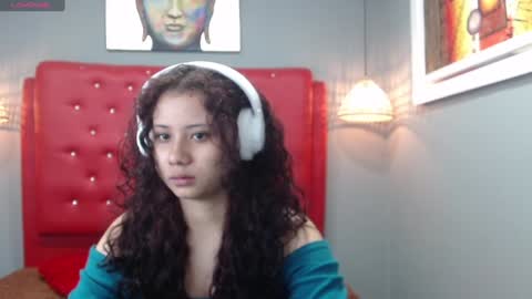 Maya online show from January 8, 11:43 am