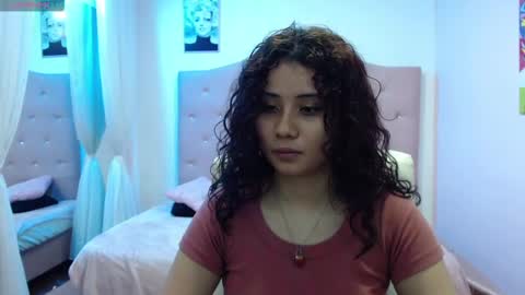 Maya online show from February 15, 7:06 pm
