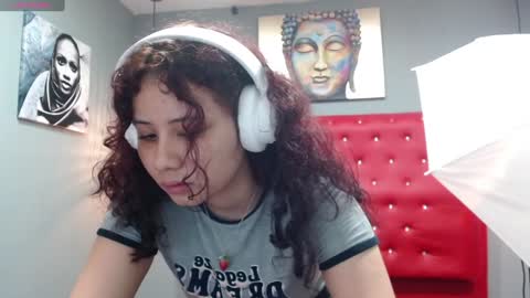 Maya online show from January 6, 12:13 pm
