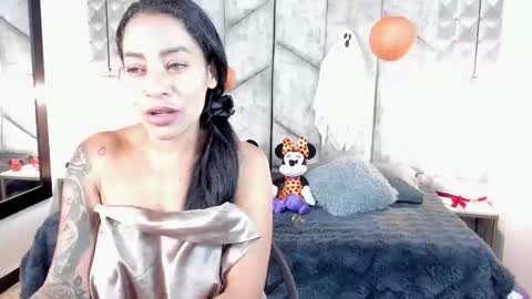 Snapshot of mayarusell01 chatting on October 19, 12:51 pm Nicolle Ruselle Hello my lovely schedule for great fun from 630 am and end 800 pm Colombian time I wait for you online show from October 19, 12:51 pm