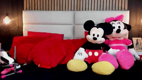 Snapshot of mayarusell01 chatting on October 4, 3:05 pm Nicolle Ruselle Hello my lovely schedule for great fun from 630 am and end 800 pm Colombian time I wait for you online show from October 4, 3:05 pm