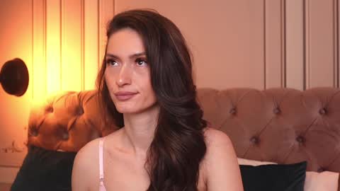 MayaVixxen online show from January 24, 2:49 am