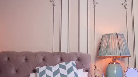 Snapshot of mayavixxen chatting on November 1, 4:05 am MayaVixxen online show from November 1, 4:05 am