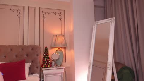 MayaVixxen online show from December 21, 3:25 am