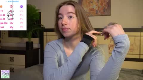 Violet online show from February 21, 7:54 pm