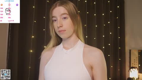 Violet online show from December 29, 8:26 pm