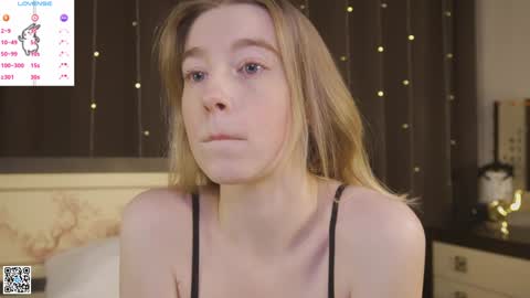 Violet online show from January 5, 8:21 pm